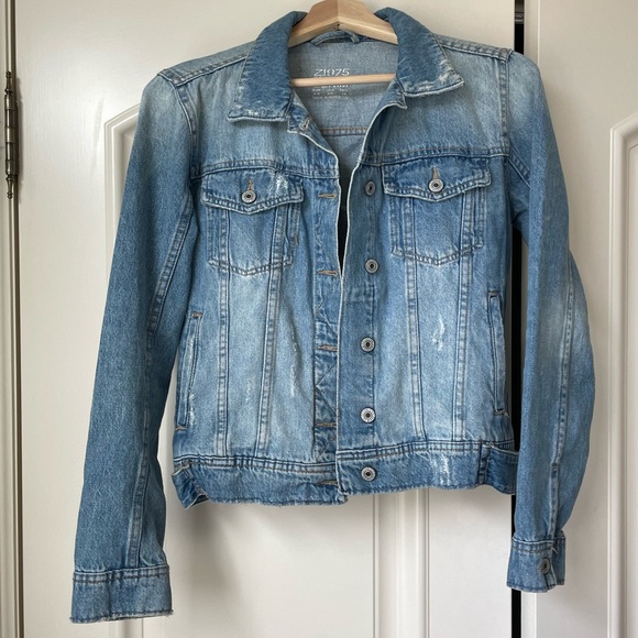 Zara Denim Jacket - Picture 1 of 6